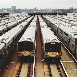 電車運転士との恋愛って正直どうなの 幸せ 電車運転士の彼氏との恋愛事情を大調査