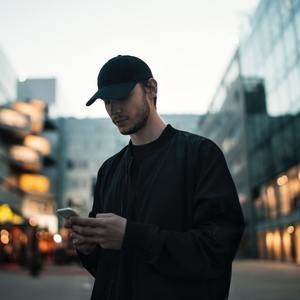 気になる男性からのline 好き避けする男性の心理や対処法