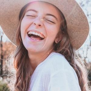 自分大好きな人ってモテるんです 敬遠されるナルシストの違いはココ