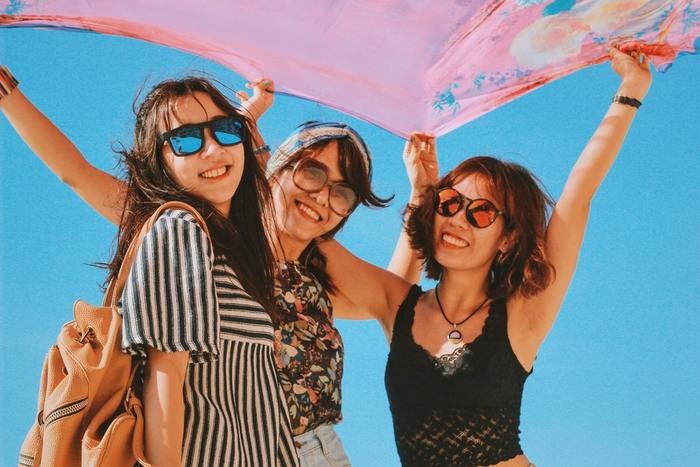 夢占い メールやlineが出てくる夢を見た時の意味と心理 ミラクル